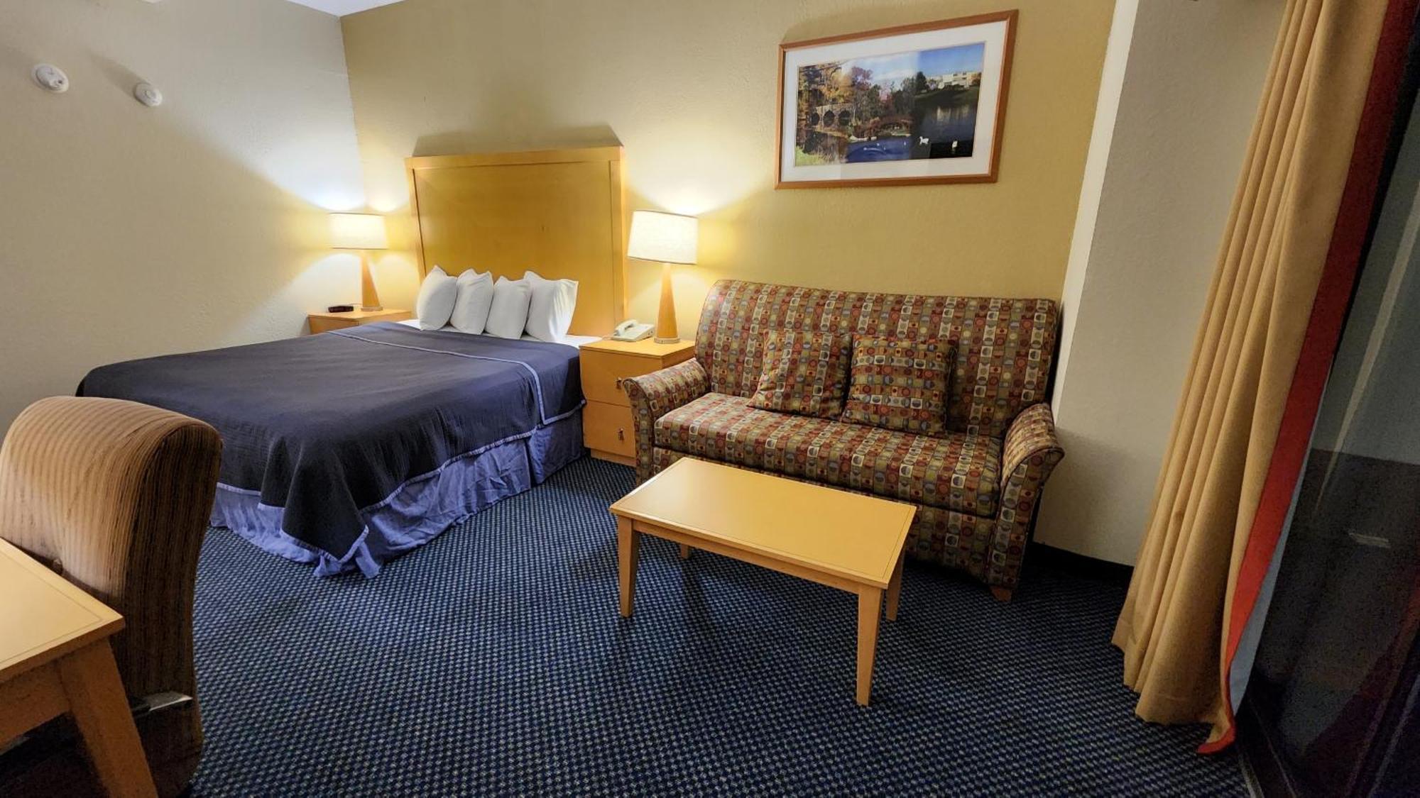 Katahdin & Hotel Millinocket